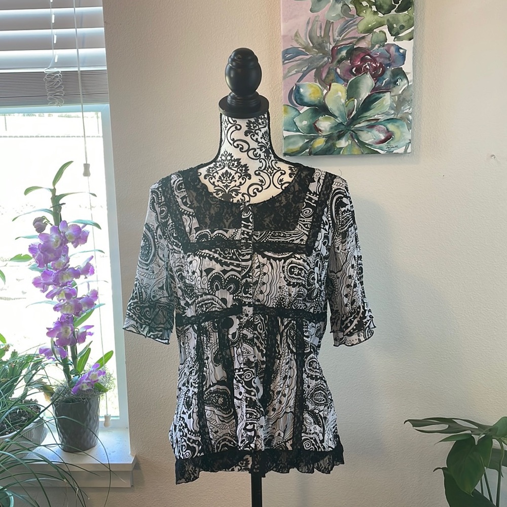 NY Collection Sheer Lace Trimmed Button Down